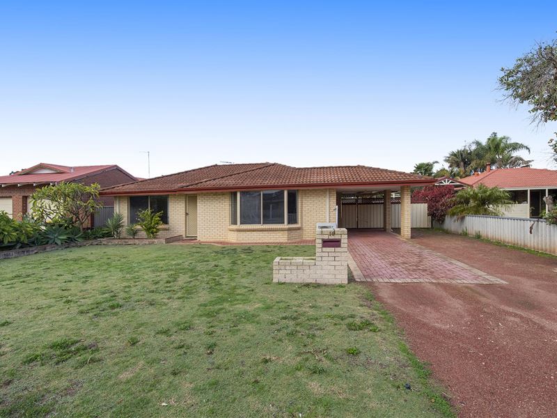 16 Maroonah Road, Golden Bay WA 6174