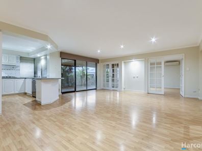 16 De Crillon Way, Currambine WA 6028