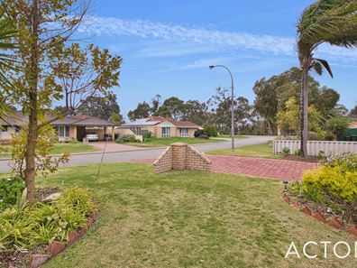 8 Timberlane Loop, Cooloongup WA 6168