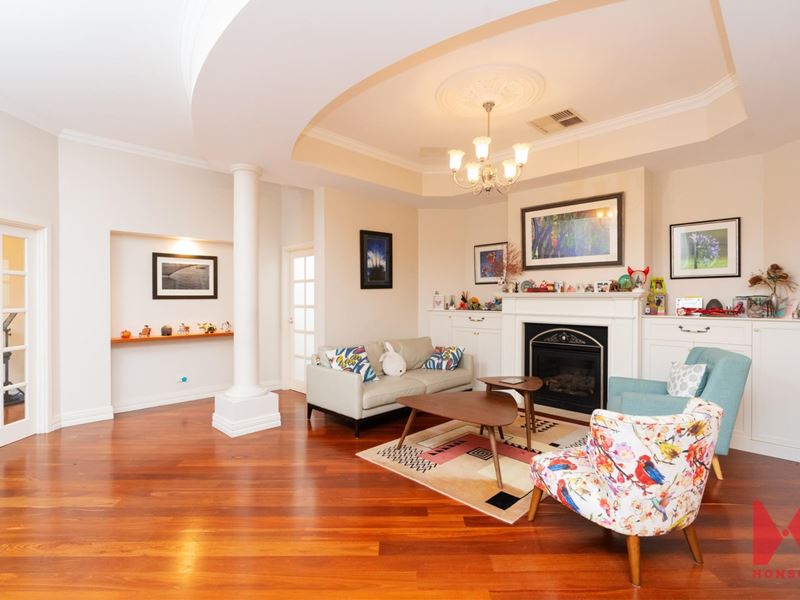 51 Gifford Way, Dianella WA 6059