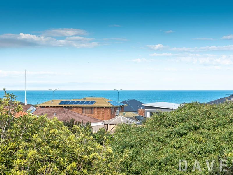 11A Jutland Rise, Ocean Reef
