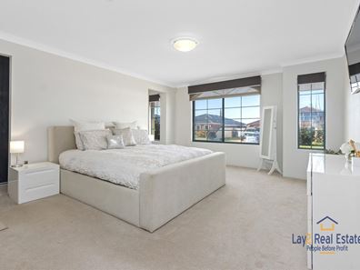 187 Saint Stephens Crescent, Tapping WA 6065