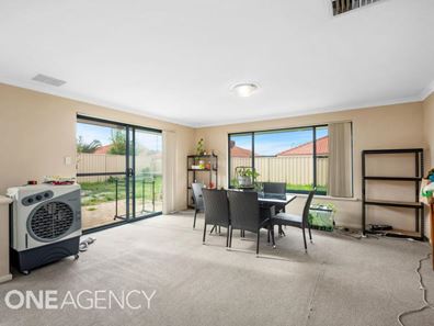 11 Kyle Way, Canning Vale WA 6155