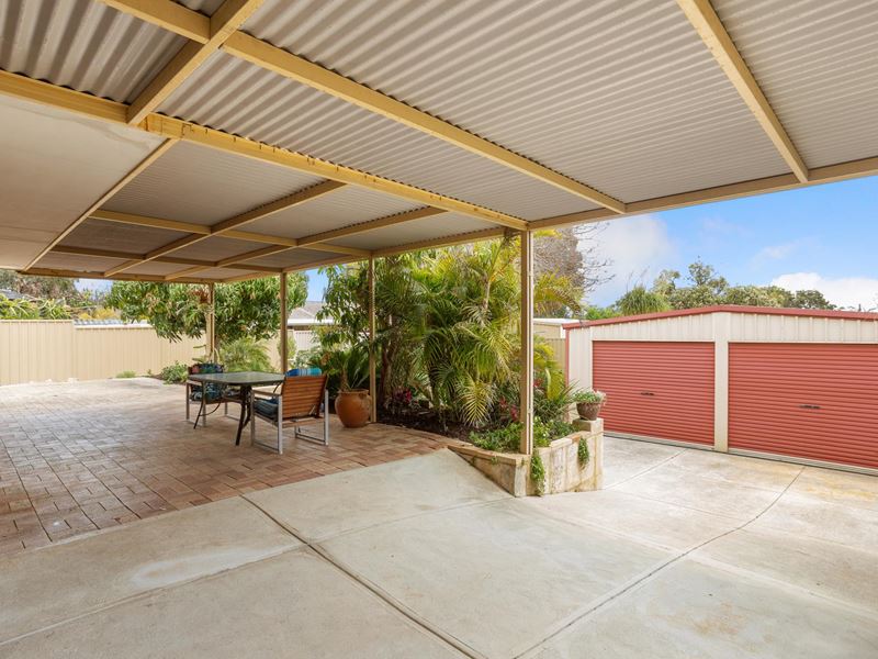 10 Farnesian Circle, Mirrabooka