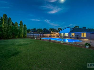 6 Ailsa Way, The Vines WA 6069