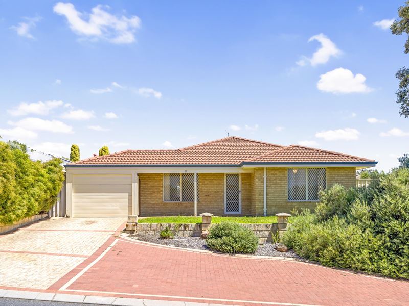 17 Ainsbury Parade, Clarkson