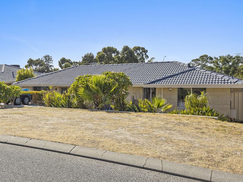 19 Seaspray Crescent, Ballajura