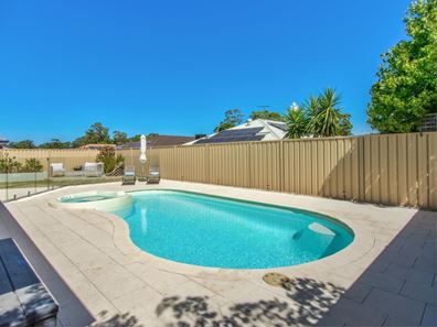 15 Mooreland Road, Baldivis WA 6171