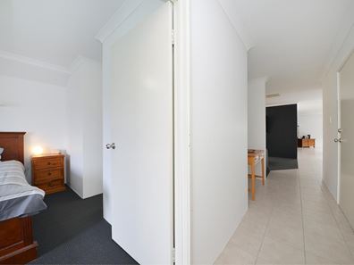 6 Astrolux Court, Banksia Grove WA 6031