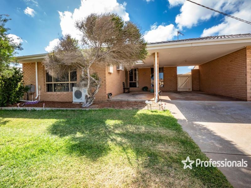 11A Torquay Place, Tarcoola Beach WA 6530