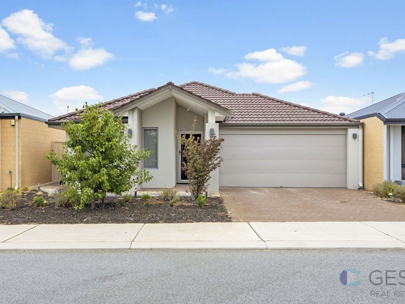 11 GRASMERE WAY, Aveley WA 6069