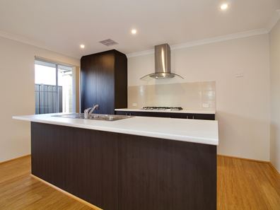 15 Chilvers Street, Baldivis WA 6171