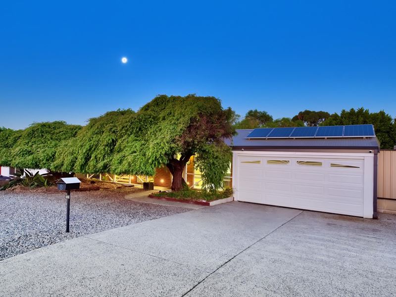 8 Hurst Trail, Clarkson