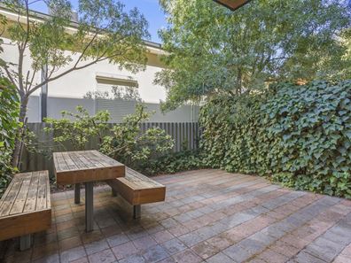 2/548 William  Street, Mount Lawley WA 6050