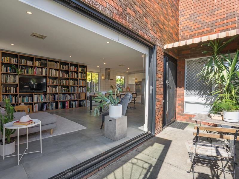 11B Dorothy Street, Fremantle