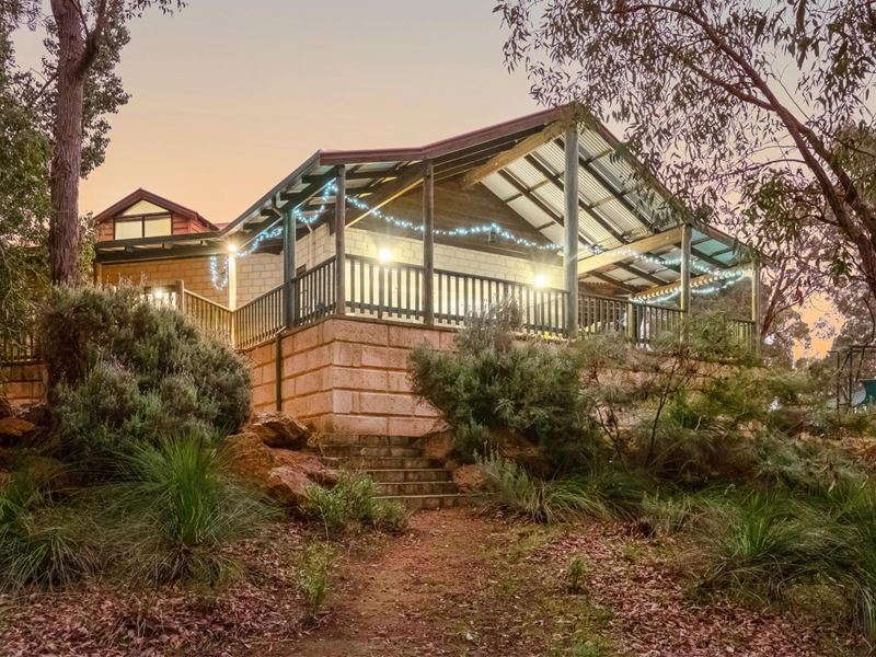1695 Thomas Road, Glen Forrest