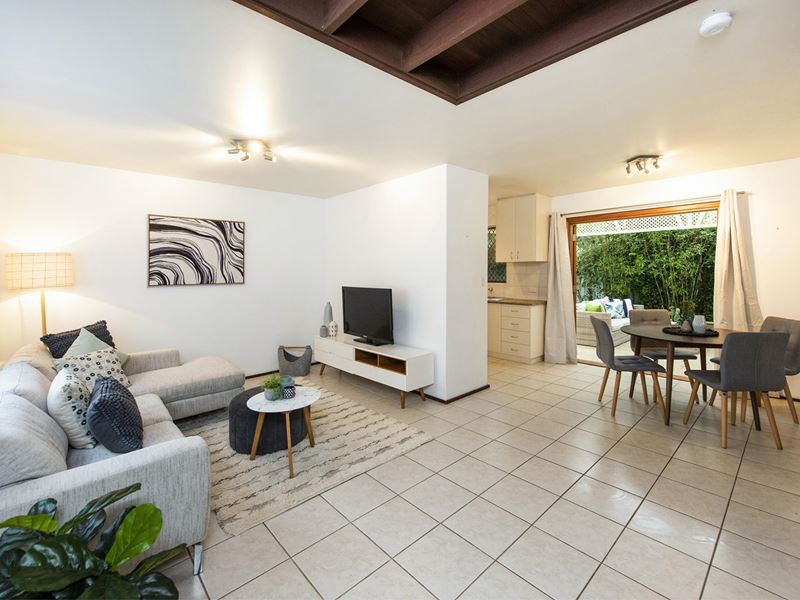 2/265 Labouchere Road, Como