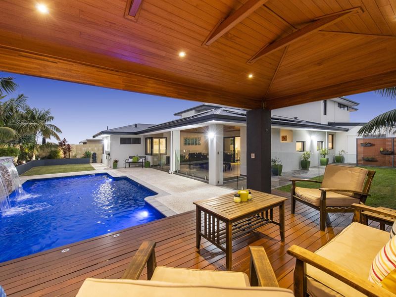 9 Caloundra Street, Secret Harbour