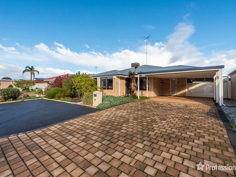 8 Beagle Court, Falcon