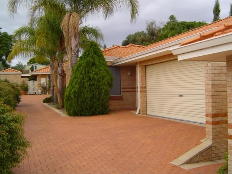 2/156 BANKSIA STREET, Tuart Hill