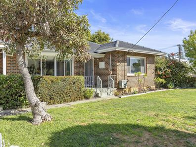 112 Knutsford Avenue, Rivervale WA 6103