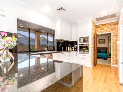 14 Gardenia Terrace, Dianella WA 6059