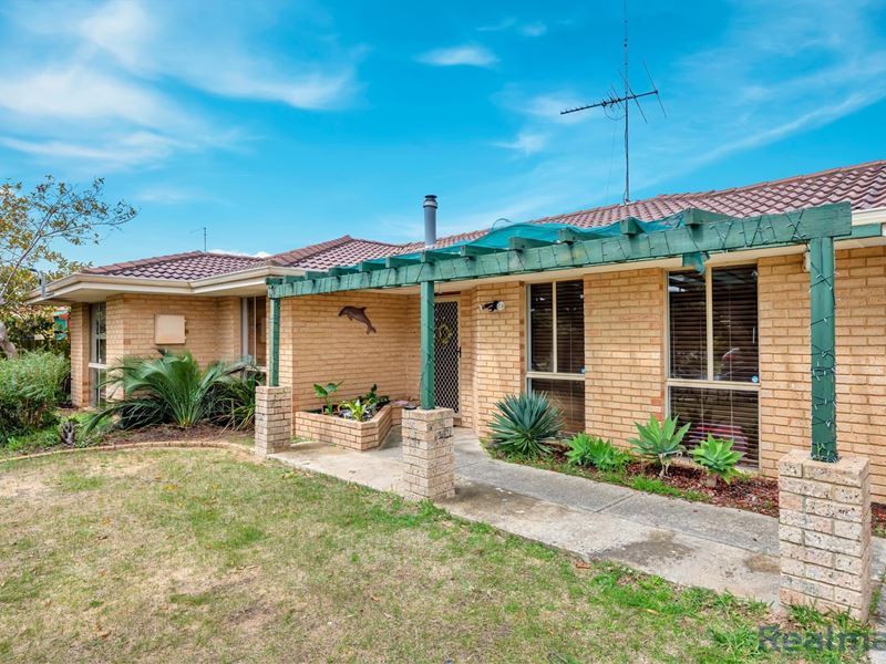 11 Torrens Place, Greenfields