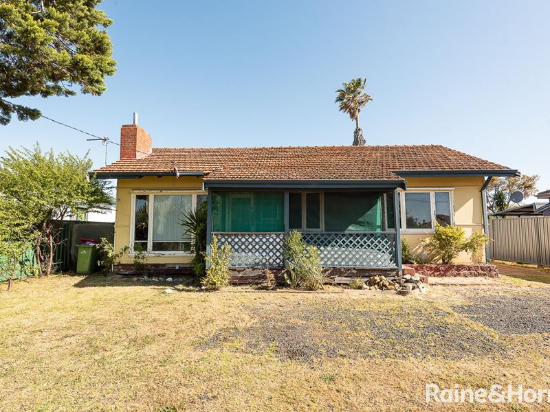 3 Dyinda Street, Carey Park