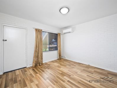 2/18 Waller Street, Rockingham WA 6168