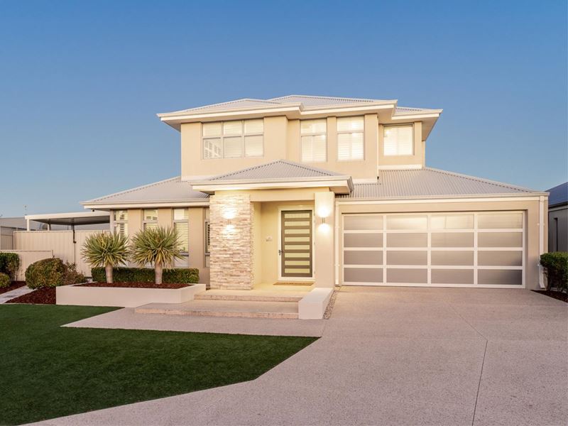 18 Tallering Way, Golden Bay