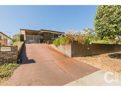 8 Hunt Place, Parmelia WA 6167