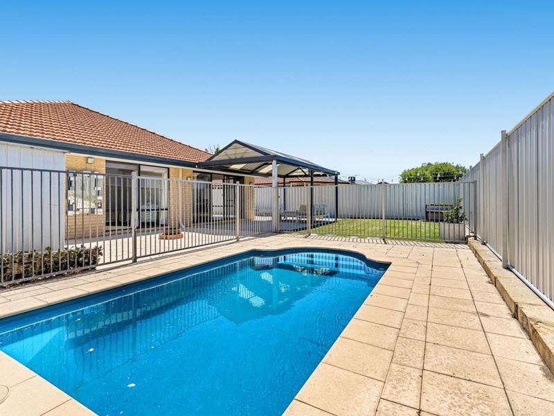 43 Merida Loop, Port Kennedy WA 6172