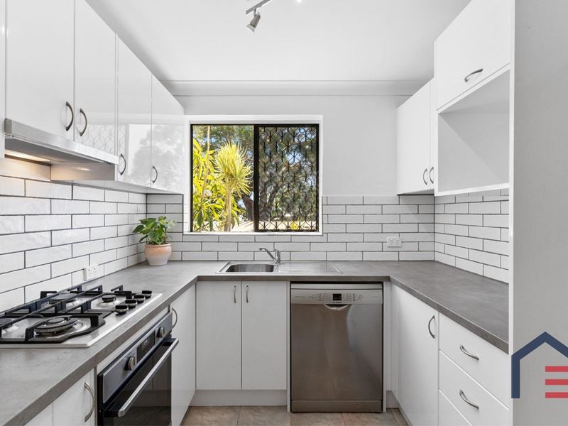 2/130 Crawford Road, Maylands