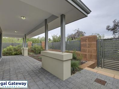 12 Venus Lane, Wandi WA 6167