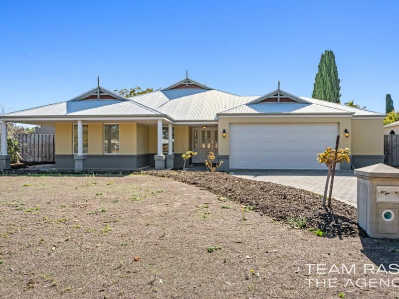 5 Riverina Avenue, Coodanup