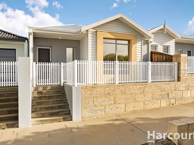 4 Rufa Lane, Halls Head WA 6210