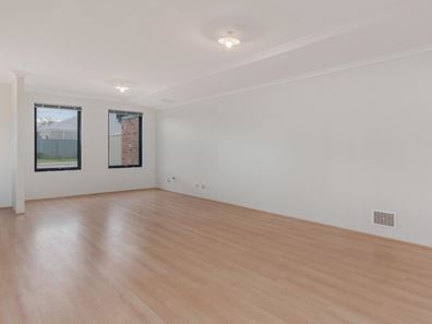 2A Sunbury Link, Wellard WA 6170