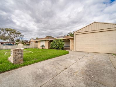 8 Sharpe Close, Waikiki WA 6169