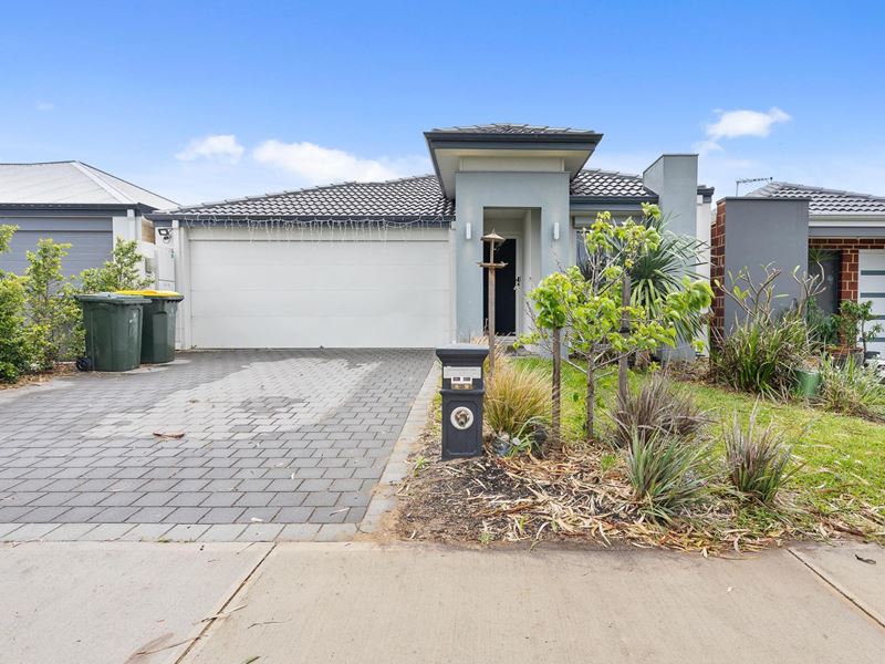 125 Strinesdale Boulevard, Aveley