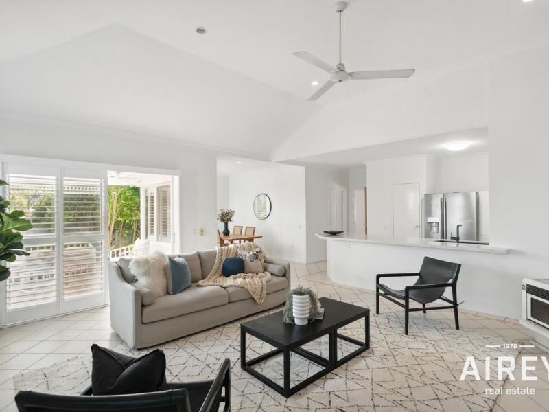 19 McKenna Glen, Mount Claremont