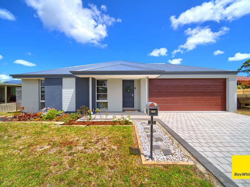 27 Alfred Street, Mckail