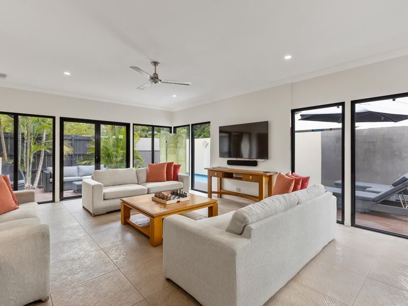 6/14 Millington Road, Cable Beach