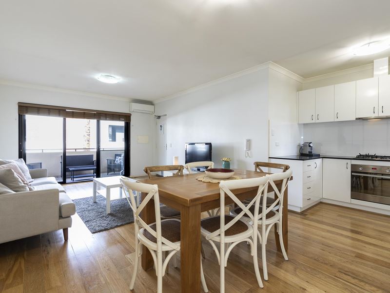 5/18 Brentham Street, Leederville