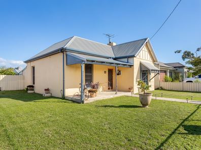 60 Austral Parade, East Bunbury WA 6230