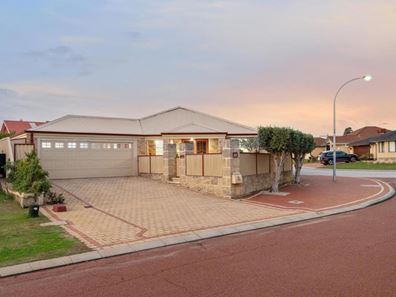 2 Cherub Way, Currambine WA 6028