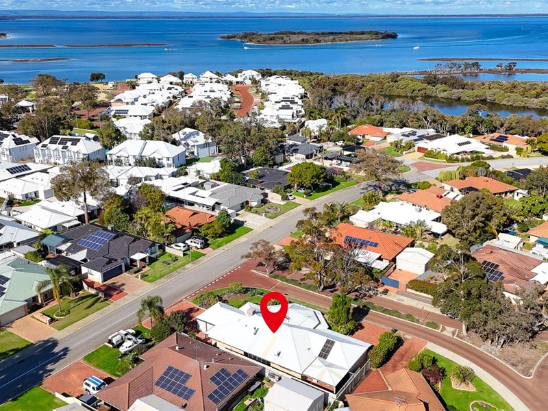 13 Willoughbridge Crescent, Erskine