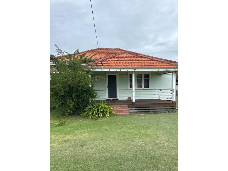 61 Hayes Street, East Bunbury WA 6230