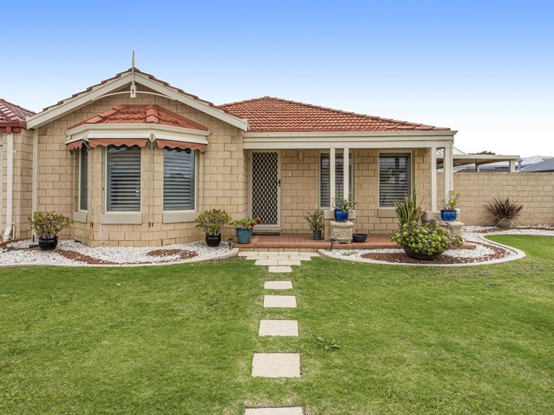 11 Tahoe Street, Secret Harbour