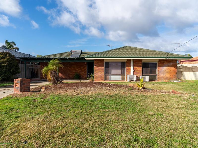 15 Wyola Street, Cooloongup WA 6168