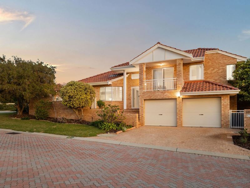 12A Bennetts Place, Sorrento WA 6020